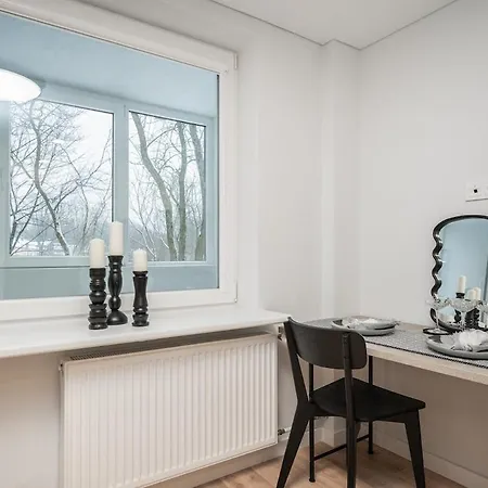 Modern And New In Gudu Str With Balcony 2 *